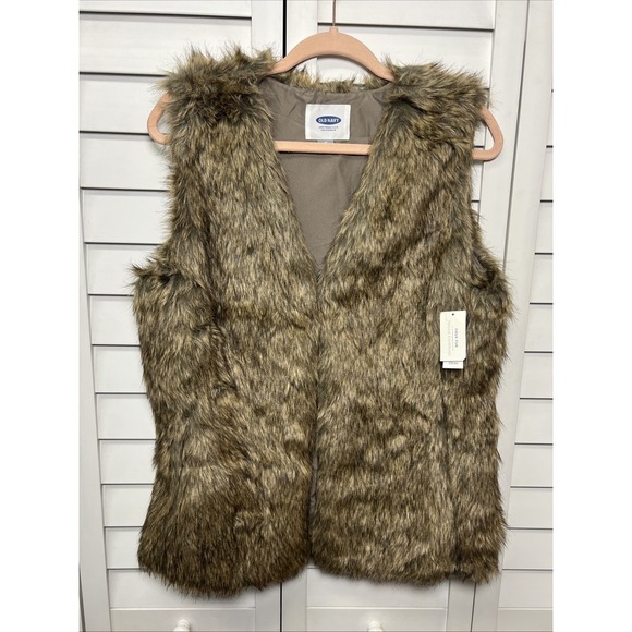 Old Navy Faux Fur Lined Vest Women's Size Medium NWT - Picture 1 of 8